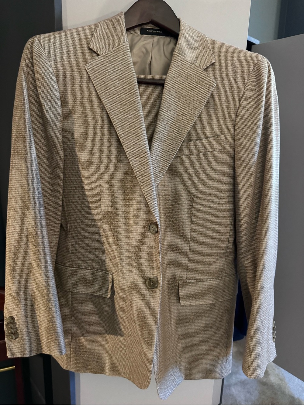 Banana Republic Men's Tan 36S Houndstooth Sport Coat & Suit Trouser 28x30